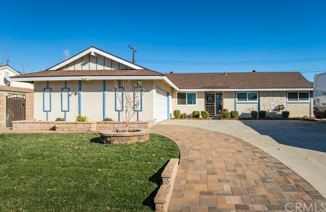 Property Photo:  120 Cardinal Lane  CA 92374 