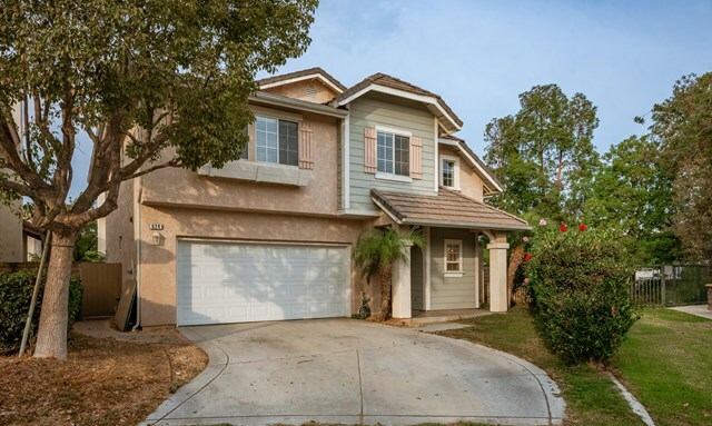 Property Photo:  624 Calle Laguna  CA 93030 