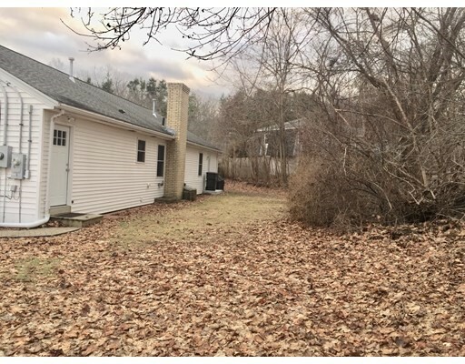 Property Photo: 124 Main B MA 01560
