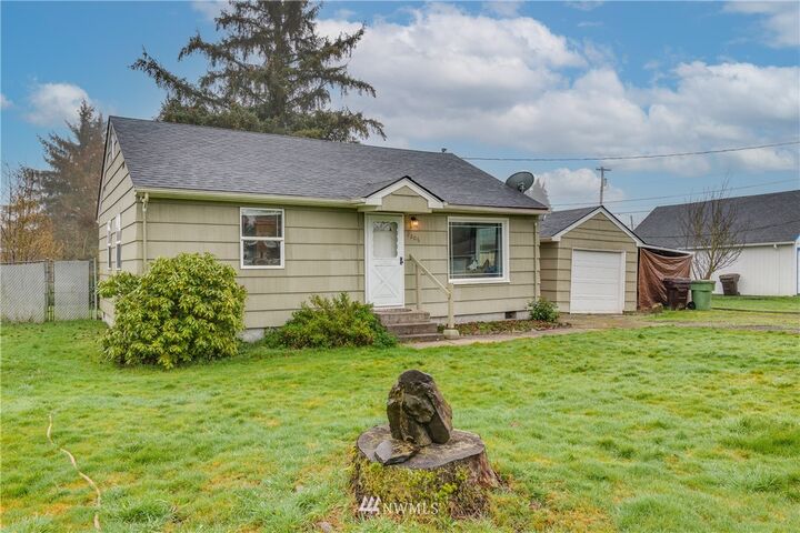 Property Photo:  2206 36th Avenue  WA 98632 