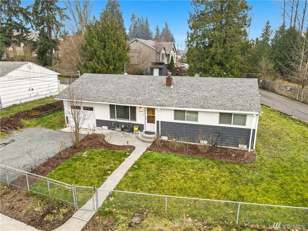 Property Photo:  20929 59th Place W  WA 98036 