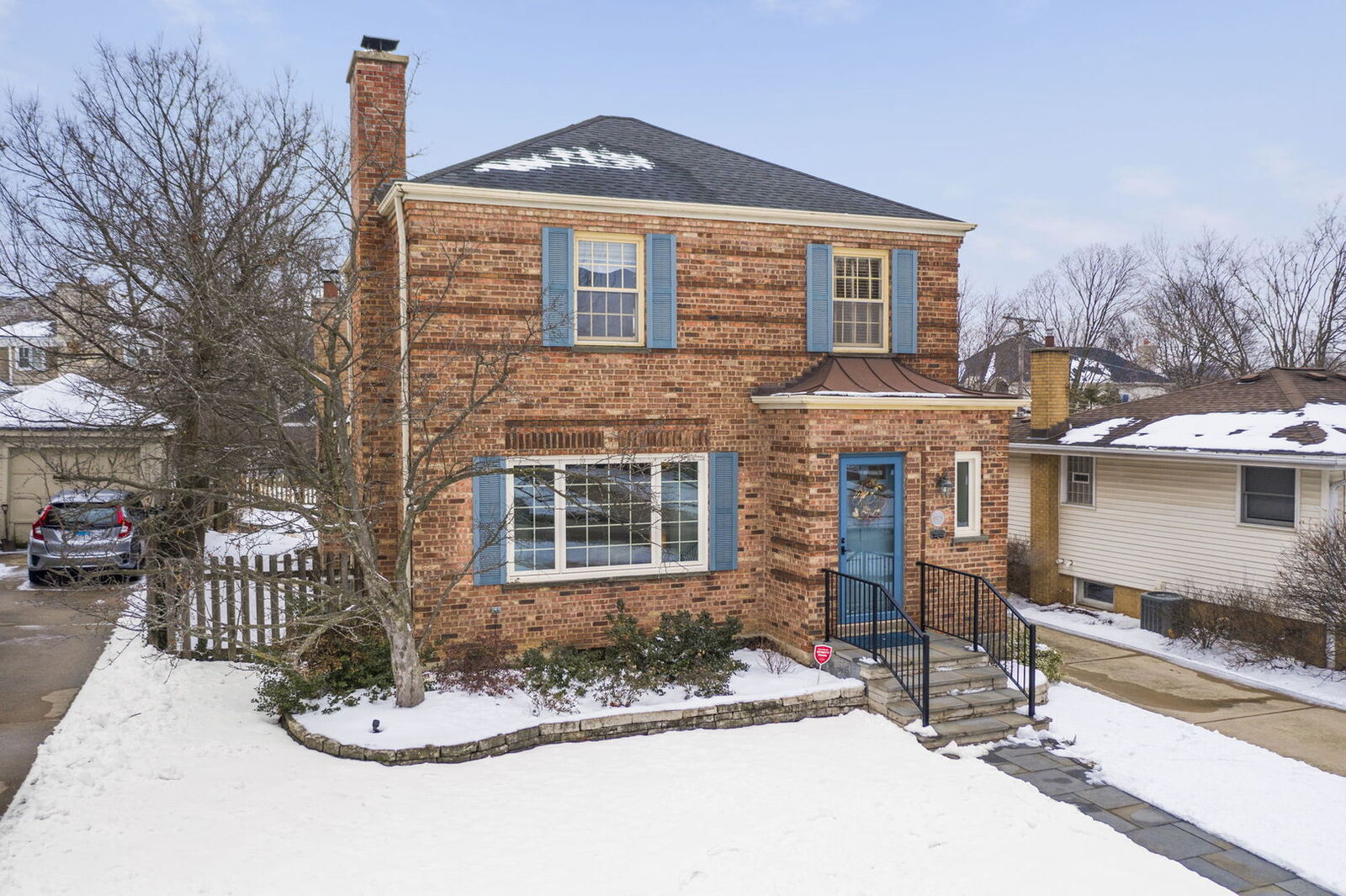 Property Photo:  4028 Forest Avenue  IL 60558 