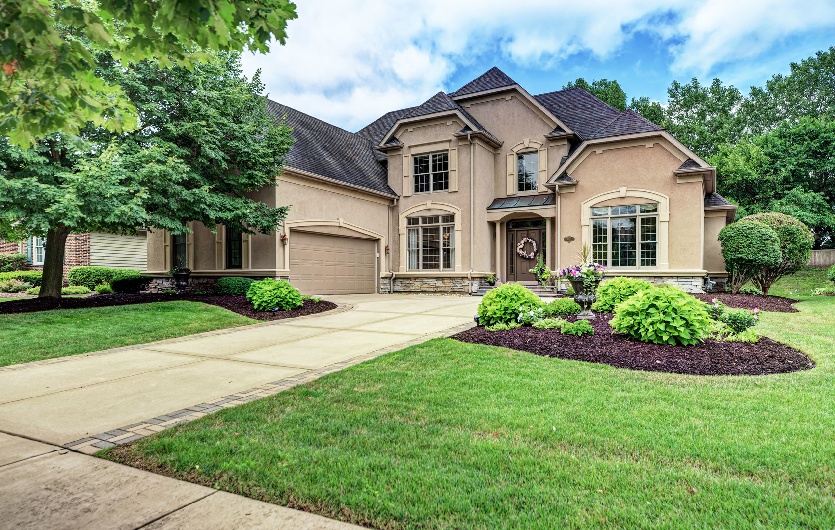 Property Photo: 607 Reserve Lane IL 60431