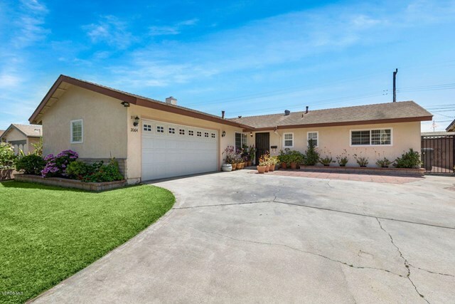 Property Photo:  2064 Sweetland Street  CA 93033 