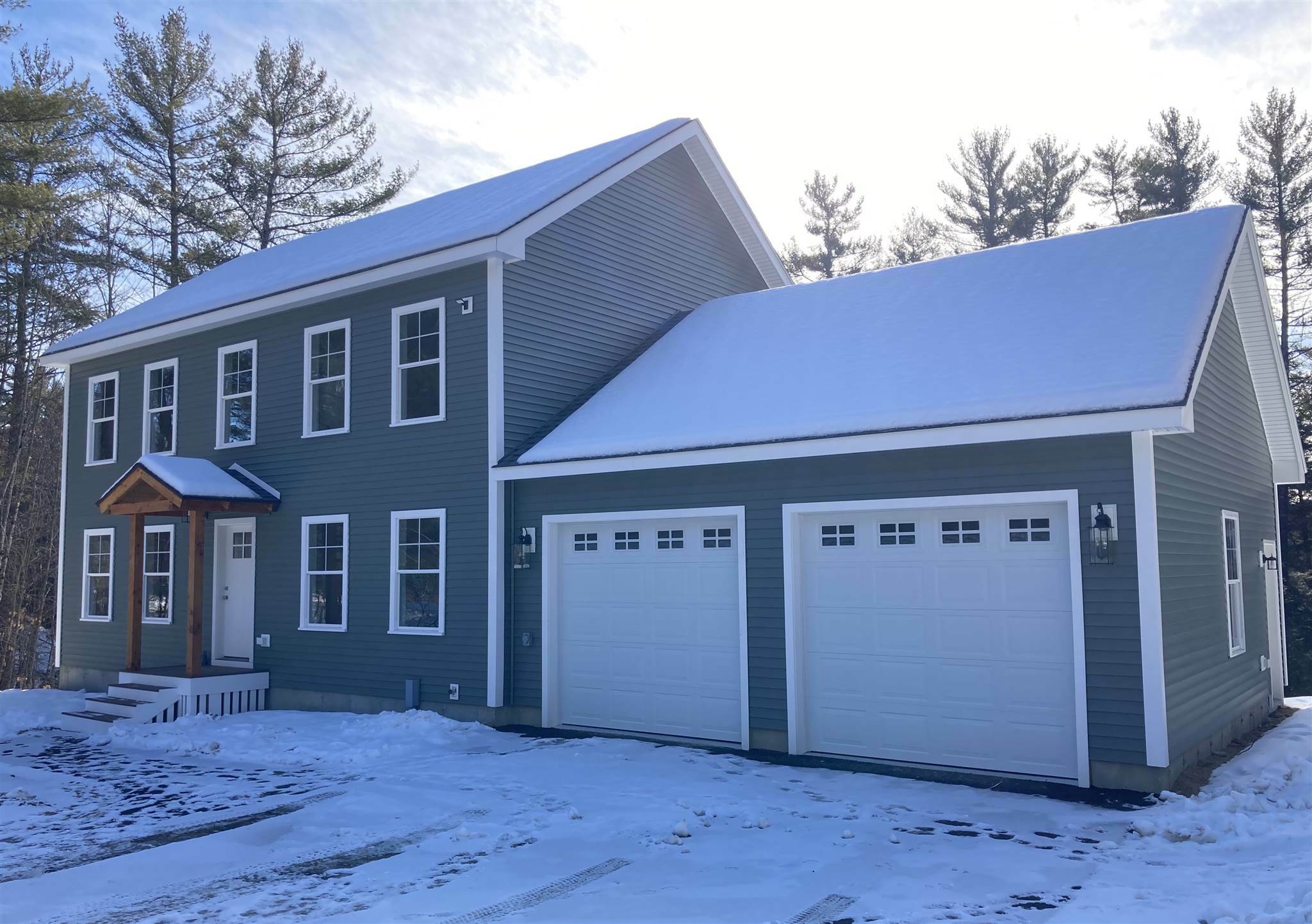 Property Photo:  180 Benjamin Wentworth Drive  NH 03886 