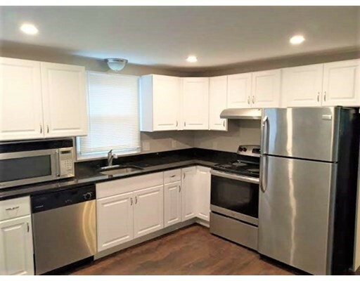 Property Photo: 16 Fairfax Way MA 01516