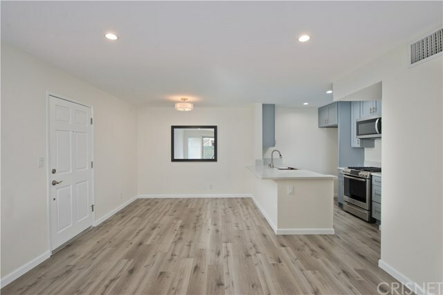 Property Photo:  5700 Etiwanda Avenue 133  CA 91356 