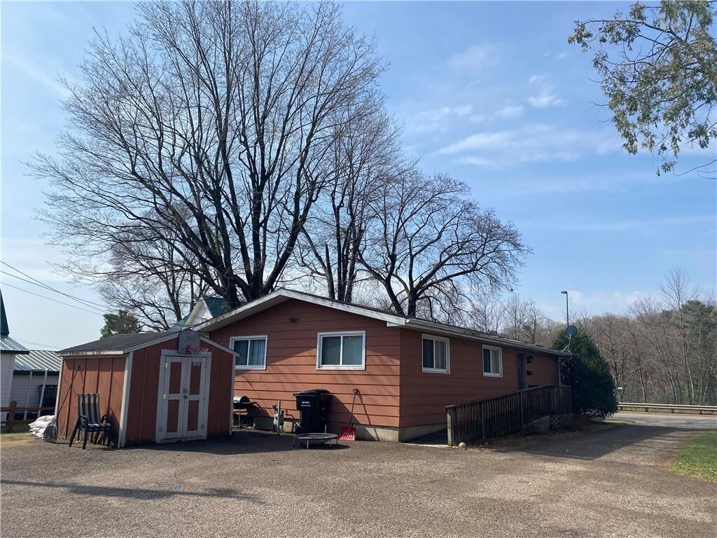 Property Photo:  814 N Broadway Street  WI 54751 