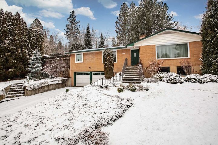 10423 N College Cir  Spokane WA 99218 photo