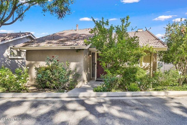 Property Photo:  434 Vista Dorado Lane  CA 91377 