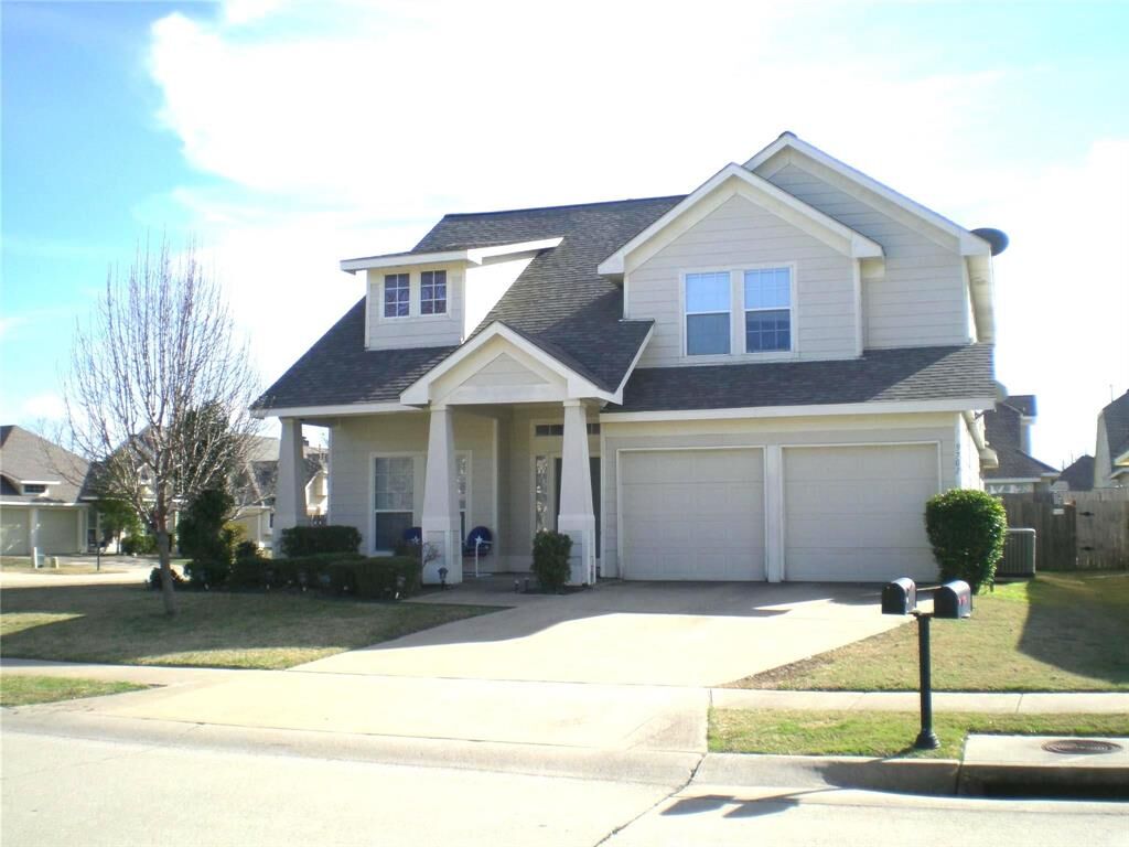 Property Photo: 9701 Hedge Bell Drive TX 75072