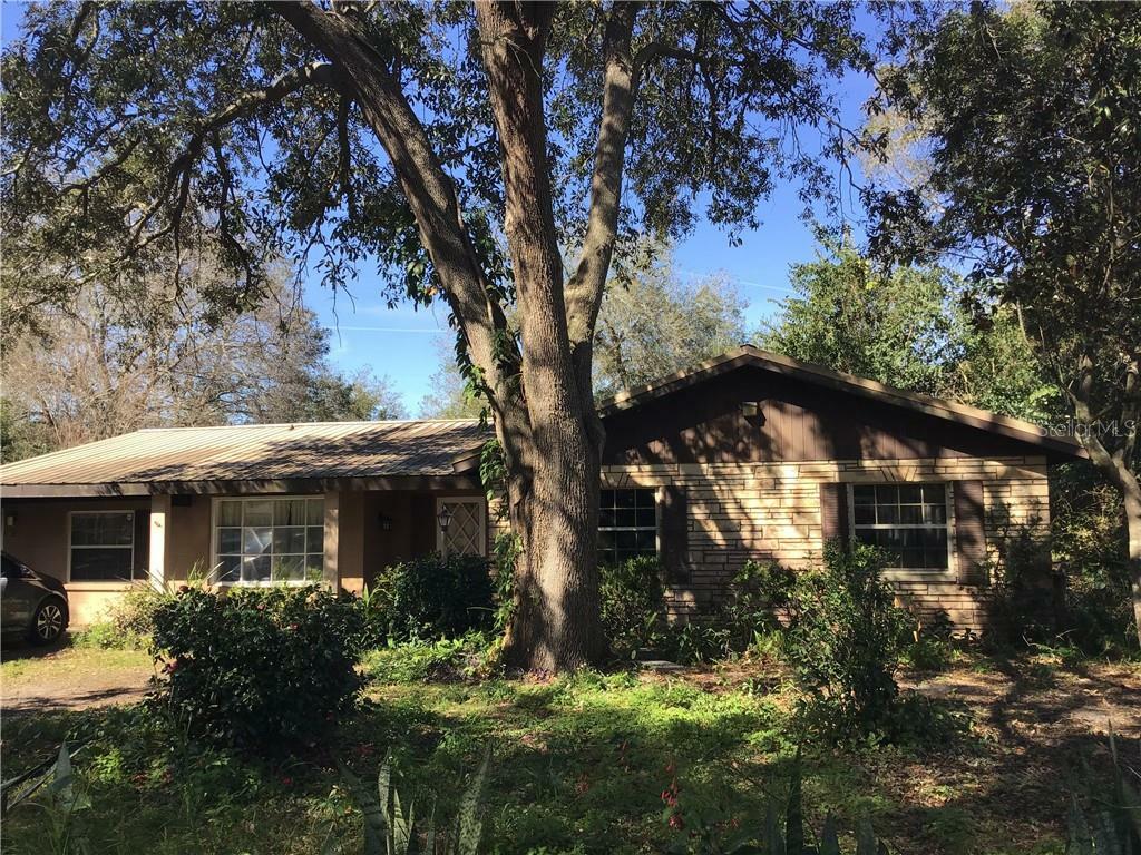 Property Photo:  525 Terrace Drive  FL 33510 