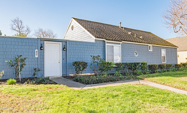 Property Photo:  457 Corvette Street  CA 93041 