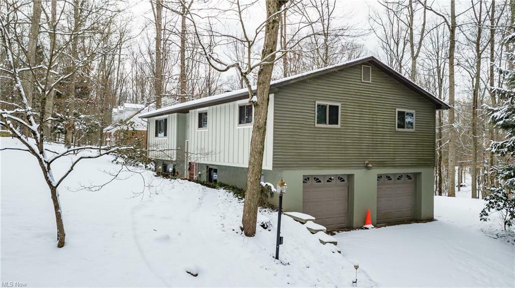 Property Photo:  52 Oak Leaf Drive  WV 26104 