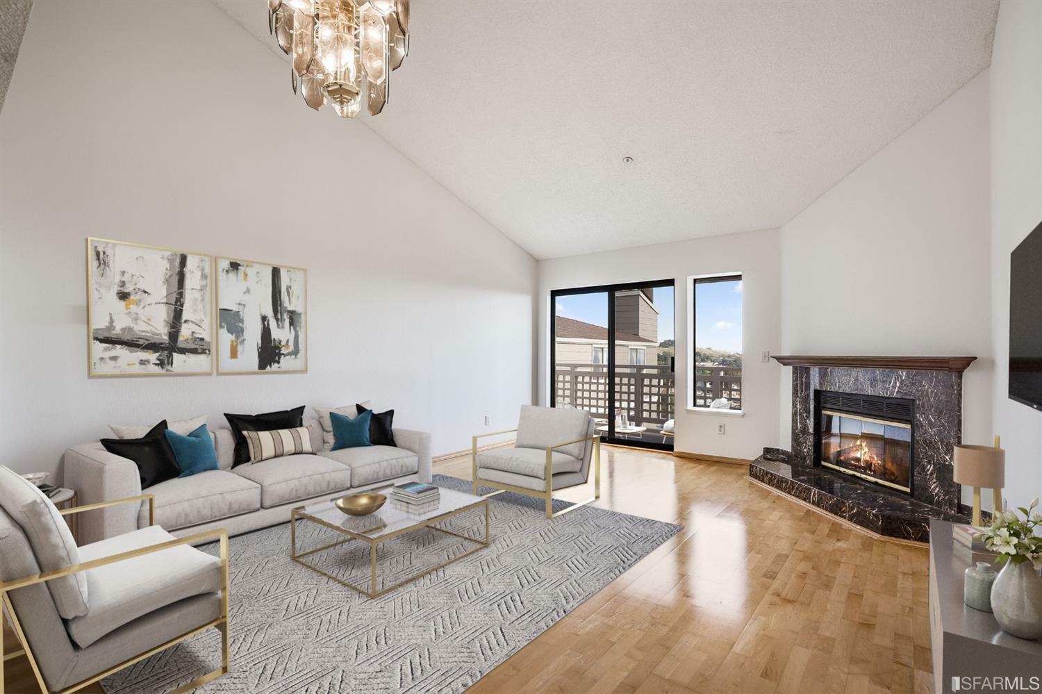 Property Photo: 1611 Birchwood Court CA 94134