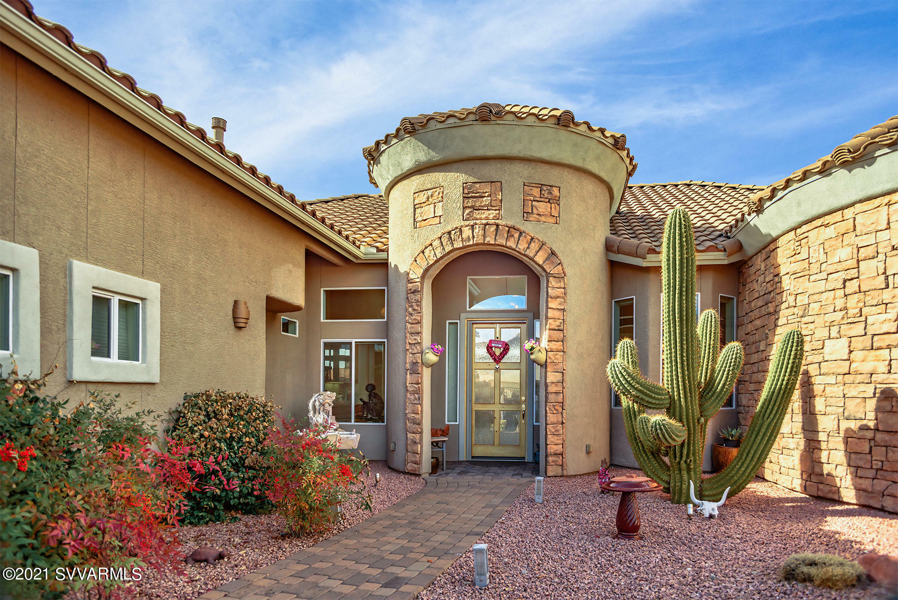 Property Photo: 5760 E Sunset Point Drive AZ 86325