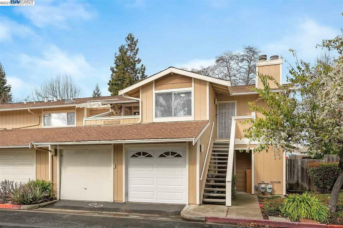 Property Photo:  47 Raintree Ct 6  CA 94544 