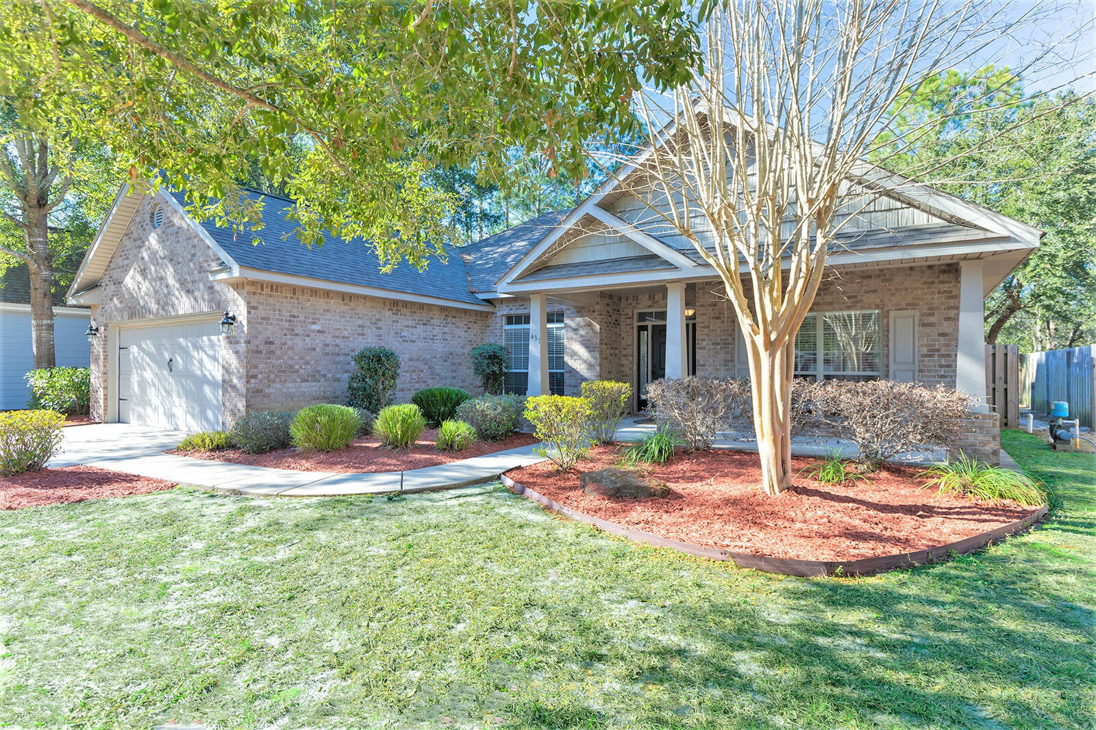 Property Photo: 431 Symphony Way FL 32439