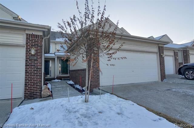 2526 Boulder Ln Lane 17  Auburn Hills MI 48326 photo
