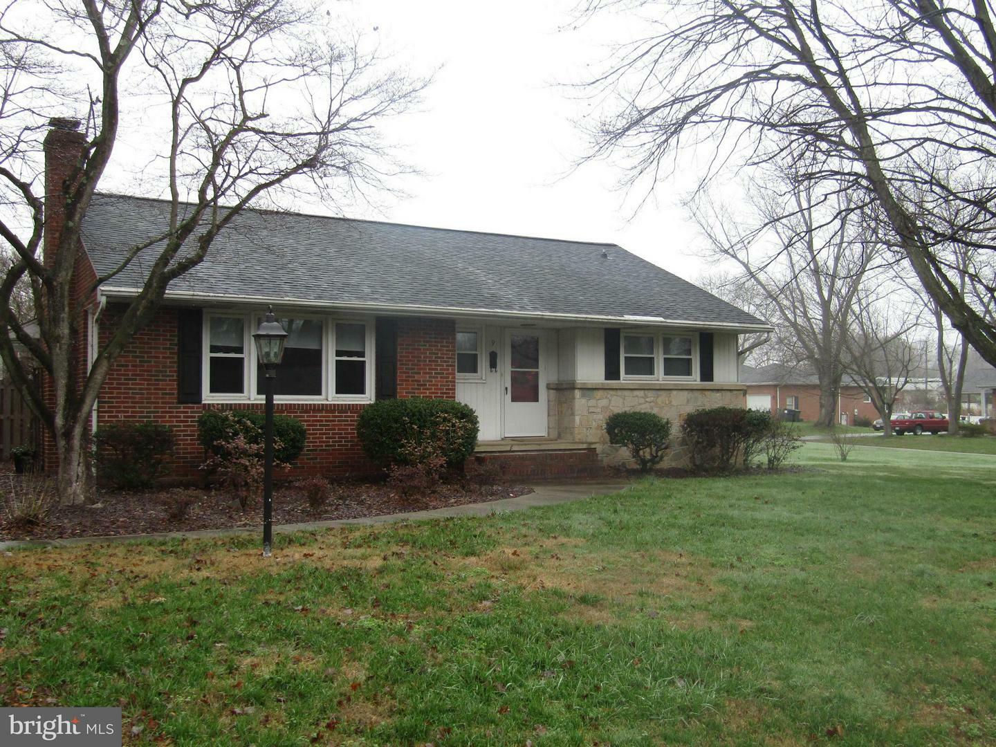 Property Photo:  9 Marshall Place  VA 22405 