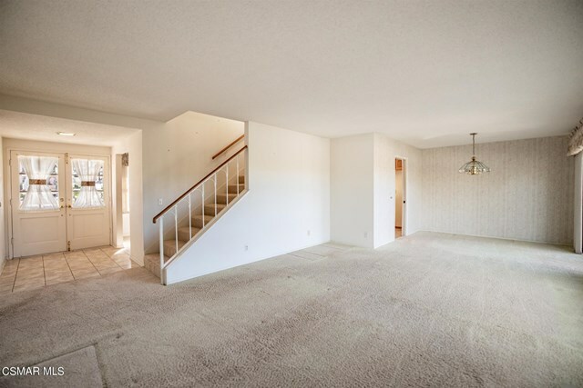 Property Photo:  207 Verde Vista Drive  CA 91360 