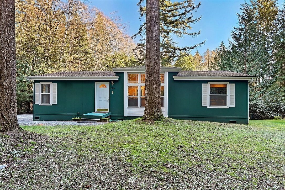 Property Photo:  32117 81st Drive NW  WA 98292 