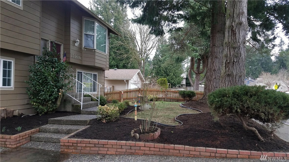 Property Photo:  15904 NE 112th St  WA 98052 