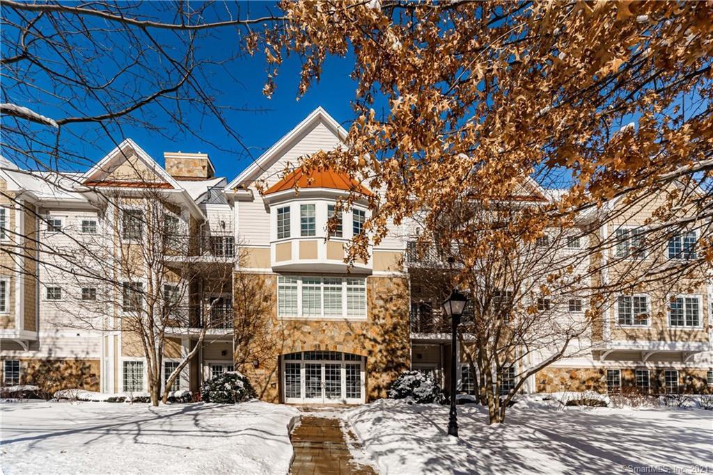 Property Photo:  730 Farmington Avenue 205  CT 06119 