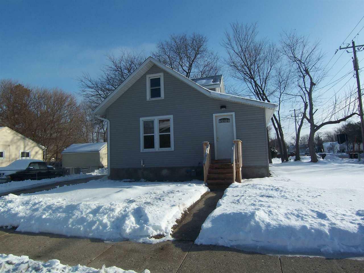 1819 Liberty Ave  Beloit WI 53511 photo