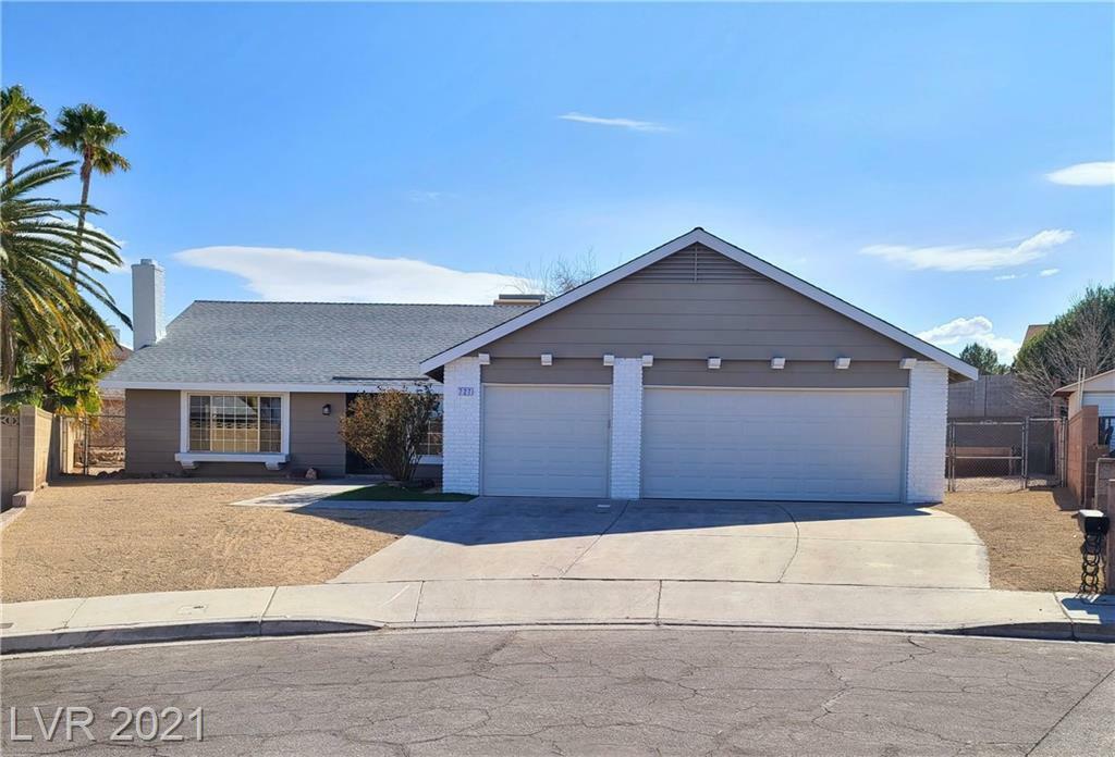 Property Photo:  727 Barrie Court  NV 89002 