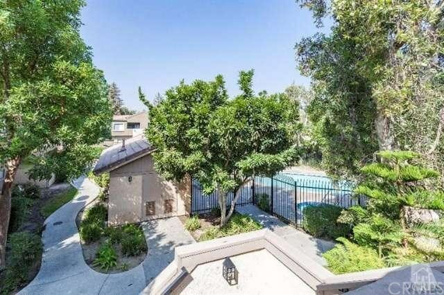 Property Photo:  150 Majestic Court 1014  CA 93021 