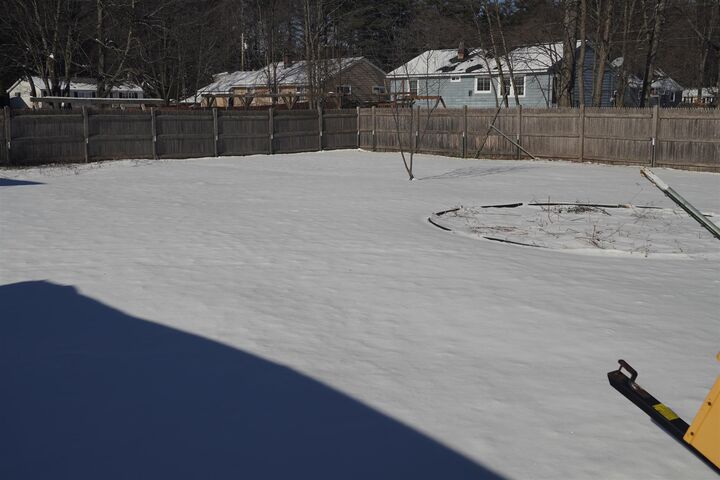 Property Photo: 105 Colonial Drive NH 03431