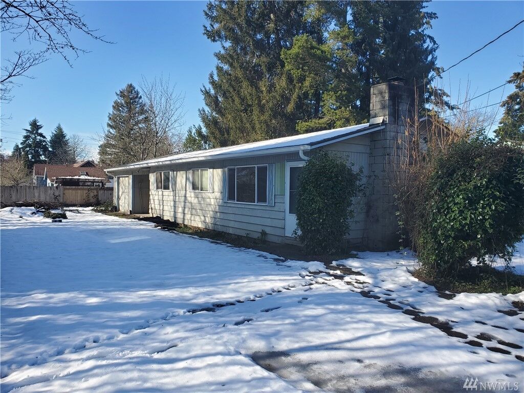 Property Photo:  1703 Garrison St NE  WA 98506 