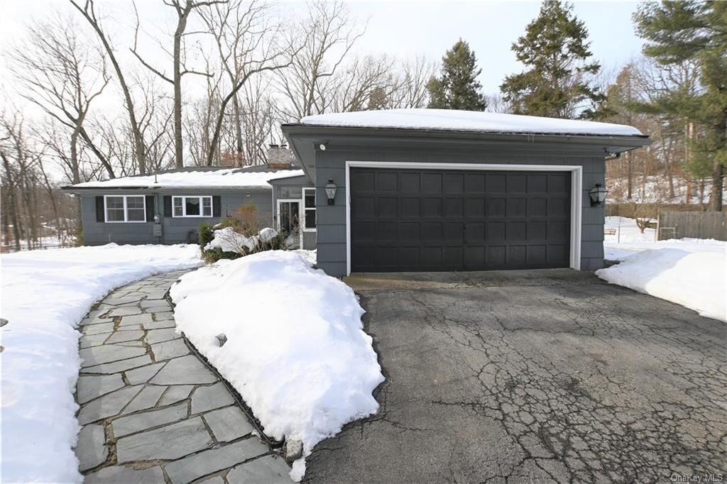 Property Photo:  105 Dogwood Lane  NY 12550 
