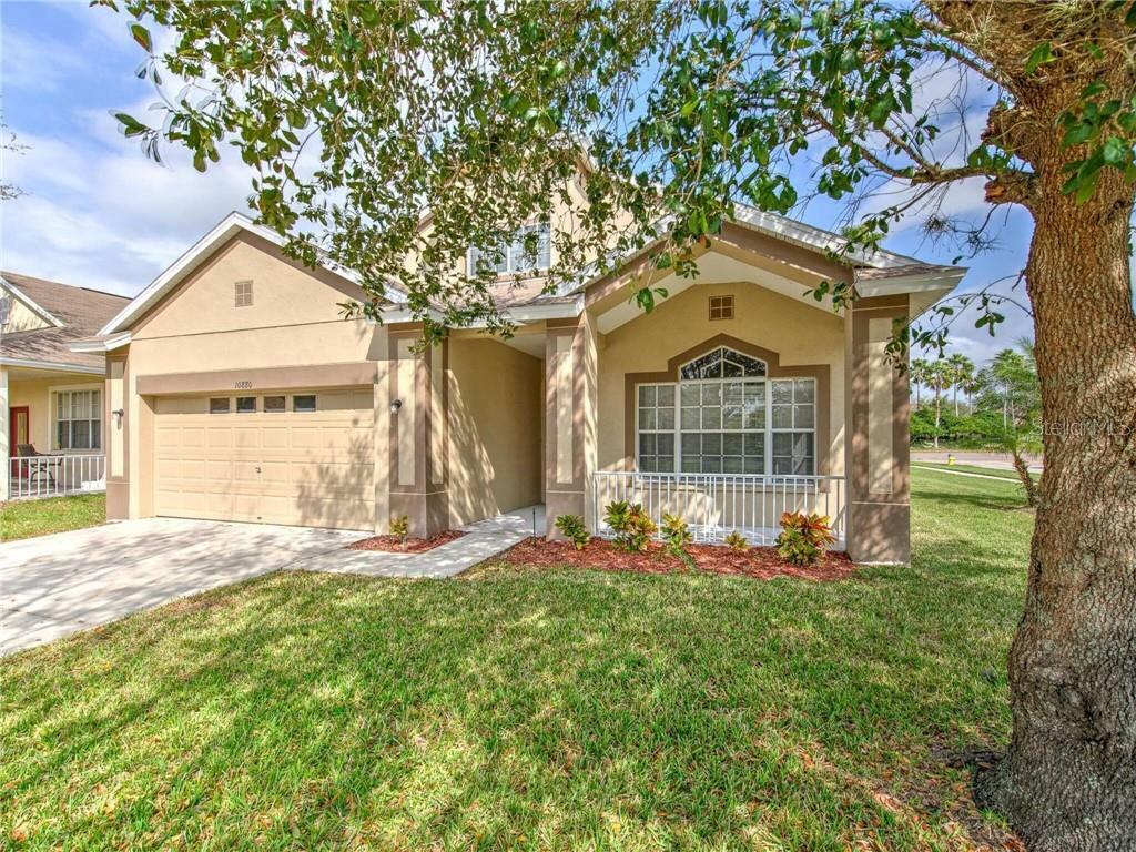 Property Photo:  10880 Newbridge Drive  FL 33579 