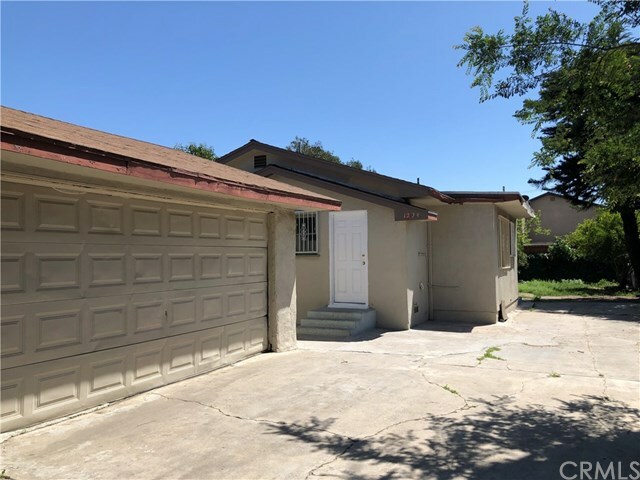 1224 W Cubbon Street  Santa Ana CA 92703 photo