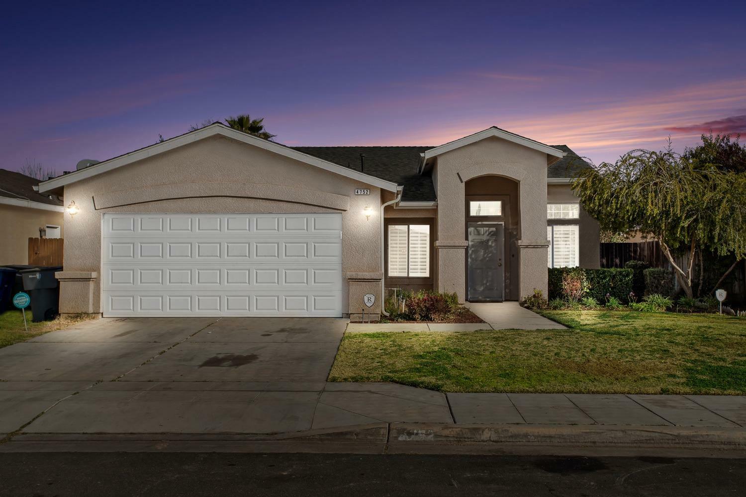 Property Photo:  4752 W Fremont Avenue  CA 93722 