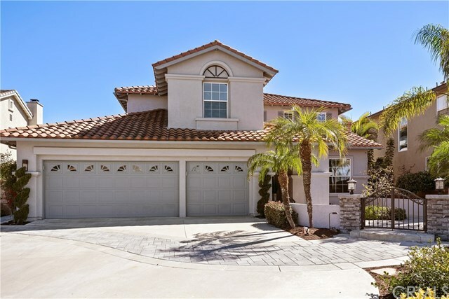 Property Photo:  24048 Skyline  CA 92692 