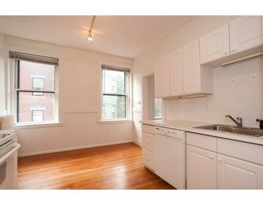 Property Photo:  15 Revere Street 3  MA 02114 