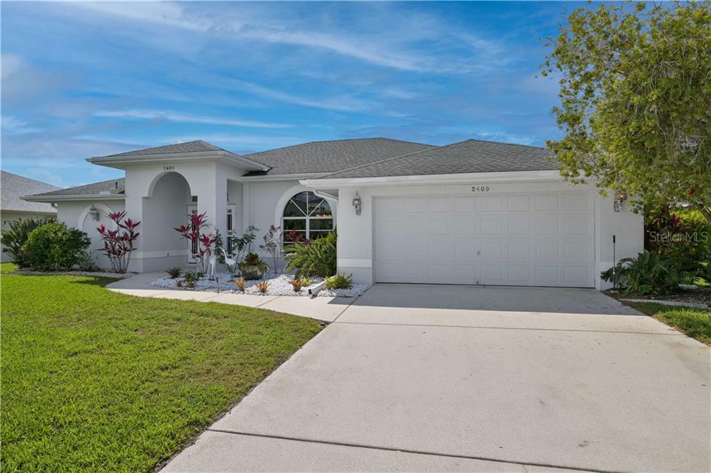 Property Photo:  2409 Nuremberg Boulevard  FL 33983 