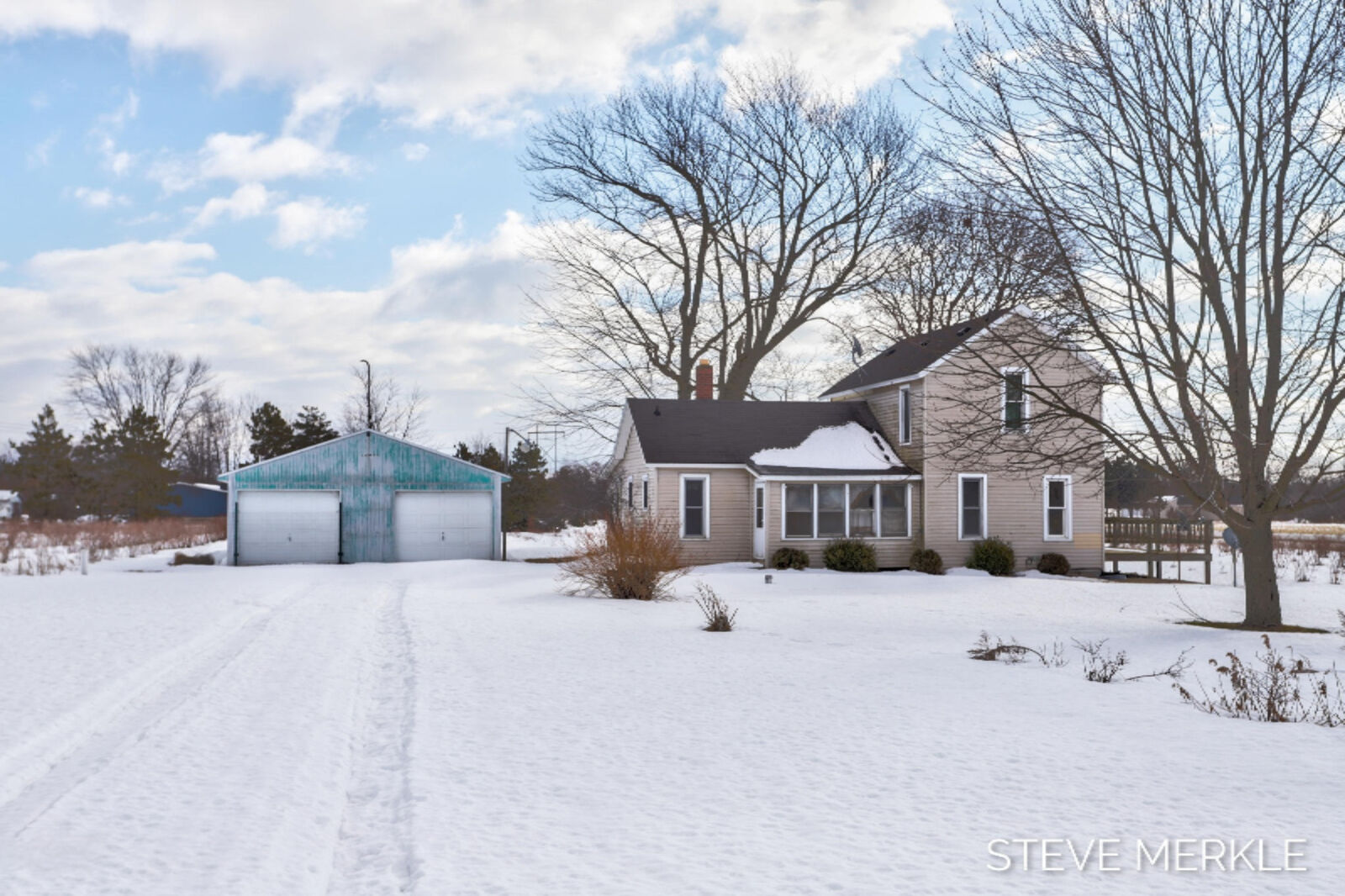 Property Photo:  10430 East Apple Avenue  MI 49451 