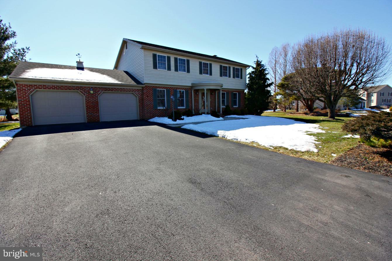 Property Photo:  514 Colonial Drive  PA 17225 