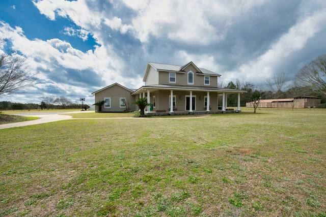 Property Photo:  1270 Charlie Day Road  FL 32531 