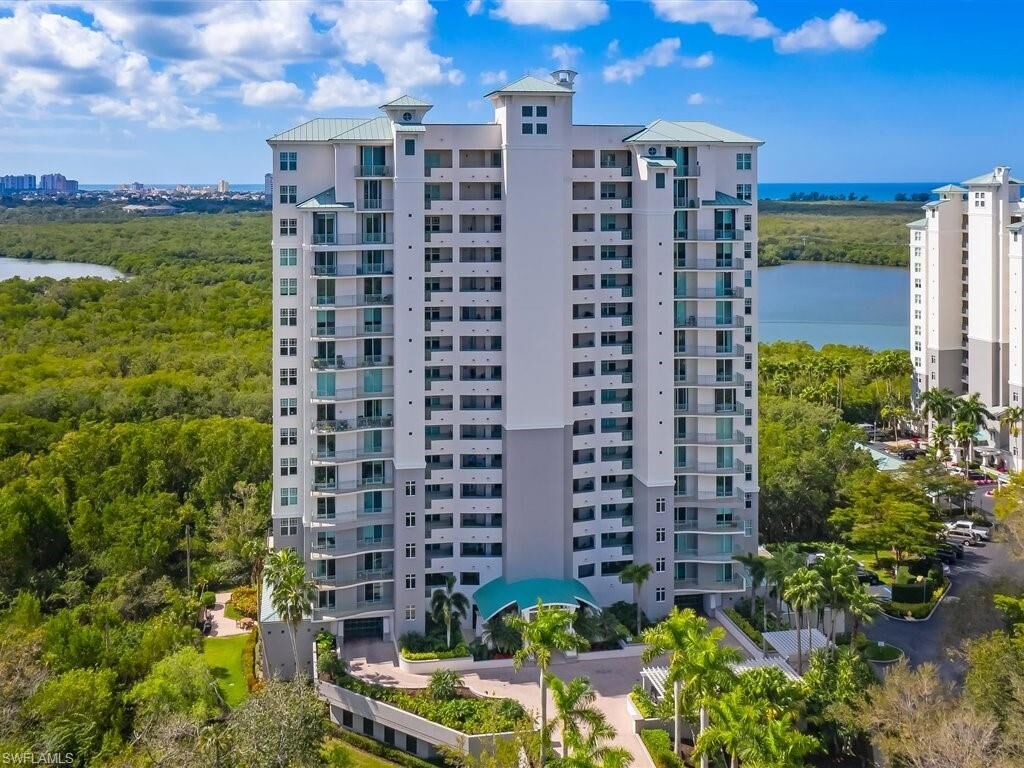 Property Photo:  425 Cove Tower Dr 1802 Ph  FL 34110 