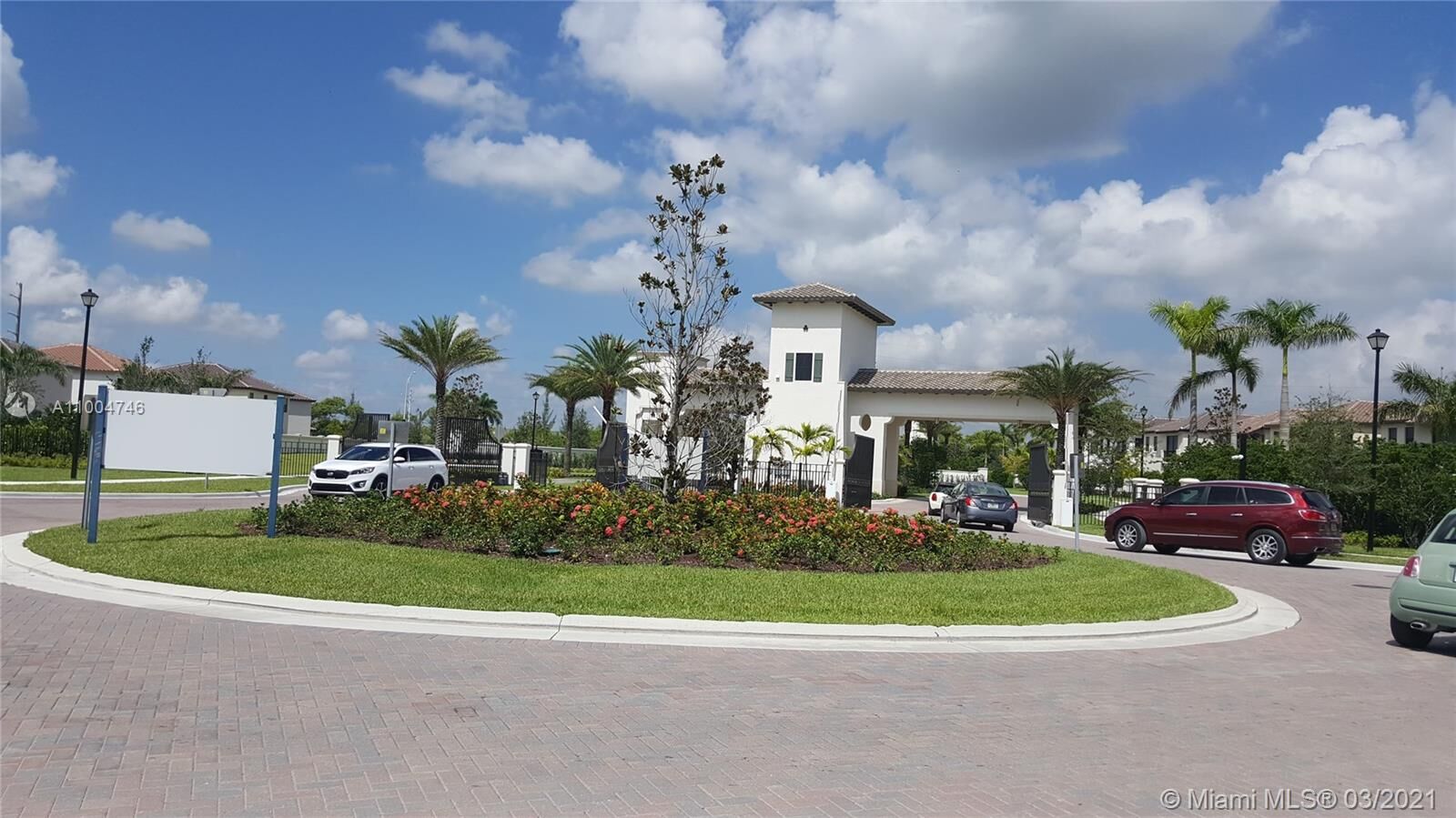 Property Photo: 3202 W 97th St FL 33018