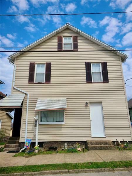 Property Photo:  110 W Chartes St  PA 16102 