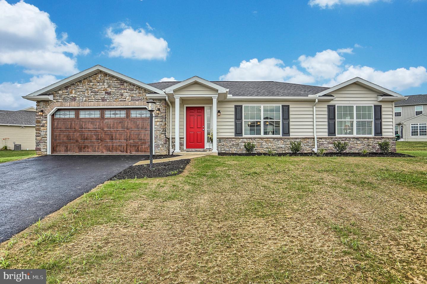 Property Photo: 316 Normandy Lane PA 17019