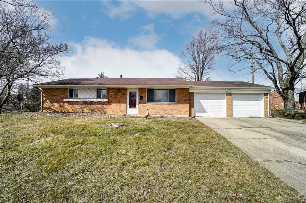 Property Photo:  1819 Ironwood Drive  OH 45324 