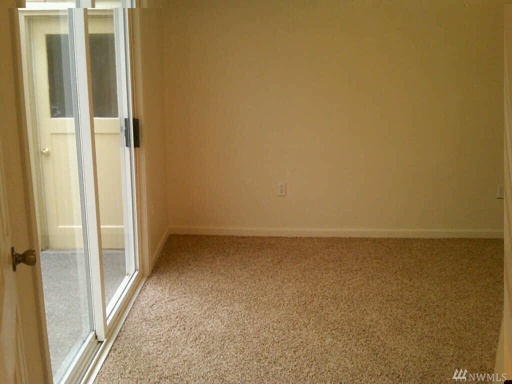 Property Photo:  1010 College St  OR 97862 