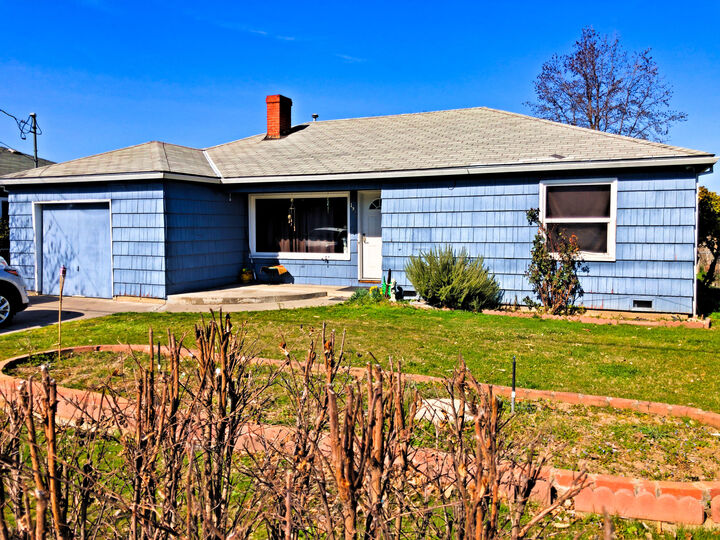 1308 W Stewart Avenue  Medford OR 97501 photo